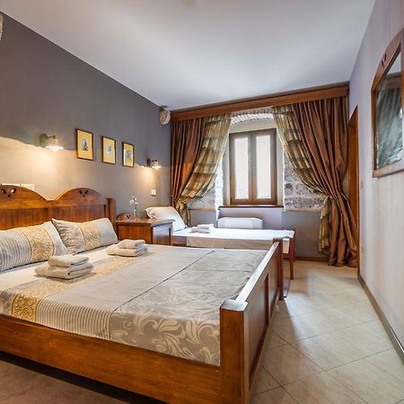 Guest House Forza Lux Kotor Luaran gambar